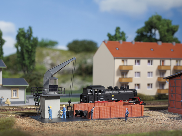 Coaling station<br /><a href='images/pictures/Auhagen/14473.jpg' target='_blank'>Full size image</a>